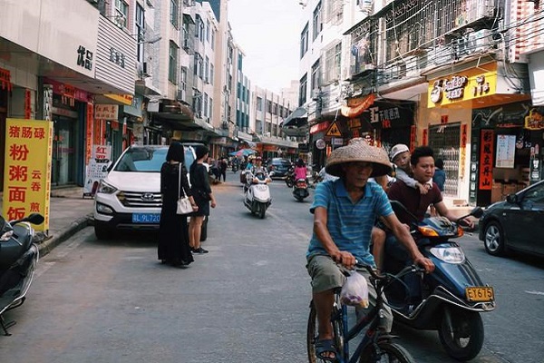 陽(yáng)江加盟零食連鎖店需要哪些